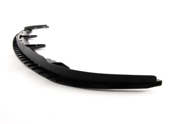 5K0805915B9B9 - NEW VOLKSWAGEN GOLF 5K MK6 FRONT BUMPER SPOILER RETAINER 5K0805915B9B9 ORIGINAL