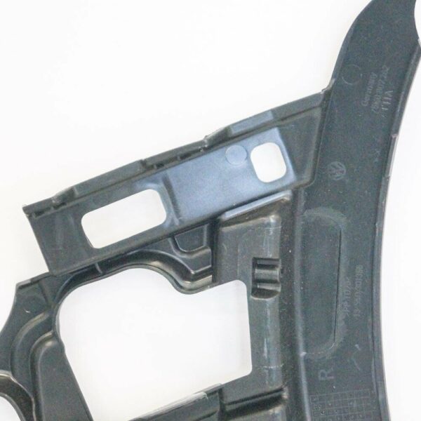 5K0807262 - NEW VOLKSWAGEN GOLF MK6 5K FRONT RIGHT HEADLIGHT BRACKET GUIDE 5K0807262