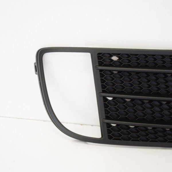 5K0853666C9B9 - NEW VOLKSWAGEN GOLF MK6 FRONT RIGHT FOG LIGHT TRIM GTI 5K0853666C9B9 ORIGINAL