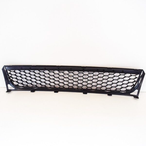 5K0853677C9B9 - NEW VW GOLF FRONT BUMPER GTI LOWER CENTER GRILLE MK6 5K0853677C9B9 ORIGINAL