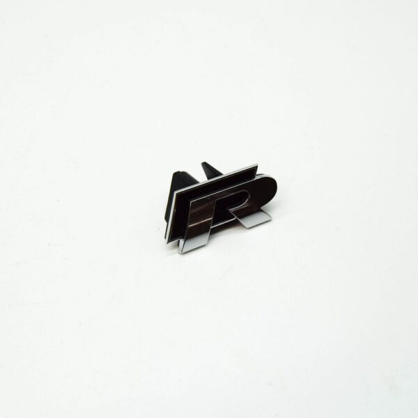 5K0853679CFXC - NEW VOLKSWAGEN GOLF MK6 FRONT GRILL R EMBLEM 5K0853679CFXC 2012 ORIGINAL