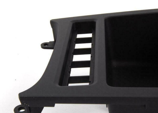 5K0857925A1QB - NEW VOLKSWAGEN EOS FRONT STORAGE COMPARTMENT INSERT 5K0857925A1QB