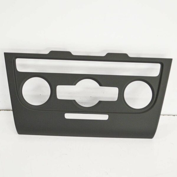 5K0858069Q1QB - NEW VOLKSWAGEN GOLF CONVERTIBLE BEZEL DISPLAY OPERATING UNIT 5K0858069Q1QB OEM