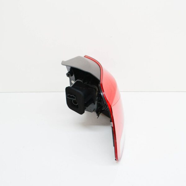 5K0945095E - NEW VOLKSWAGEN GOLF MK6 REAR LEFT OUTER TAILLIGHT 5K0945095E