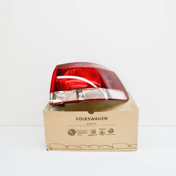 5K0945096M - VW Golf MK6 taillight rear right outside 5K0945096M new