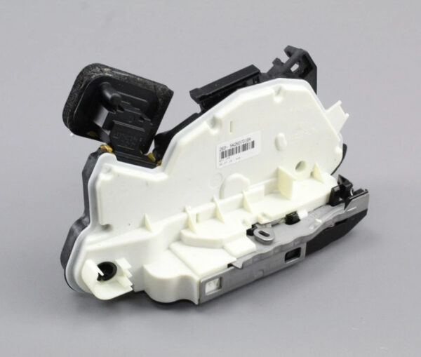 5K2837016H - NEW VW GOLF VII VARIANT BA5, BV5 DOOR LOCK FRONT RIGHT RHD 5K2837016H
