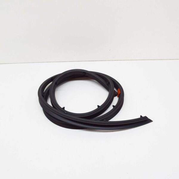 5K3837675A - NEW VOLKSWAGEN GOLF MK6 3 DOORS FRONT LEFT OUTER DOOR SEAL 5K3837675A