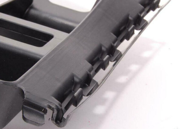 5K6807393C - NEW VOLKSWAGEN GOLF MK6 REAR BUMPER LEFT GUIDE PROFILE 5K6807393C