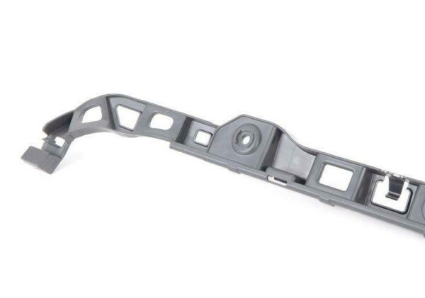 5K6807863 - NEW VOLKSWAGEN GOLF MK6 REAR BUMPER CENTER SECURING STRIP 5K6807863