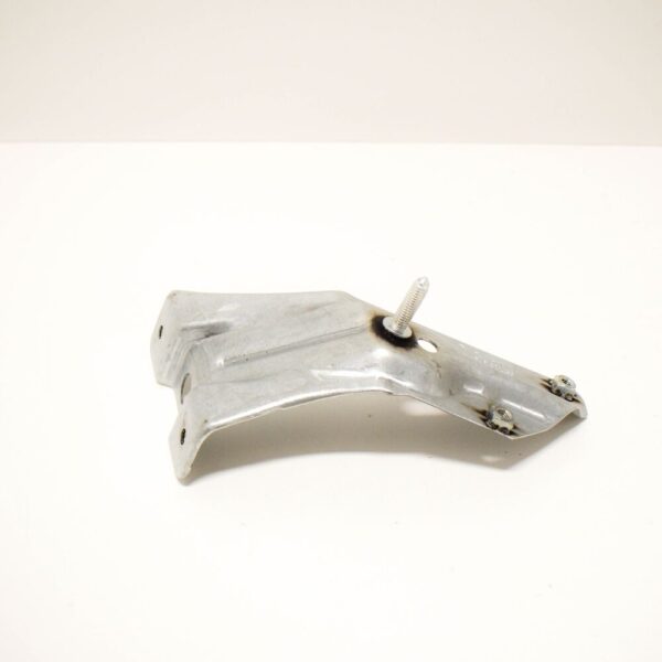 5K6821135 - Volkswagen Golf Mk6 Front Left Fender Brace 5K6821135 NEW GENUINE