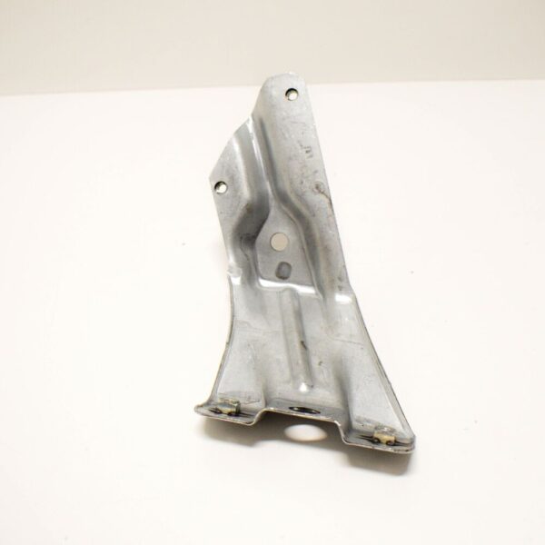 5K6821135 - Volkswagen Golf Mk6 Front Left Fender Brace 5K6821135 NEW GENUINE