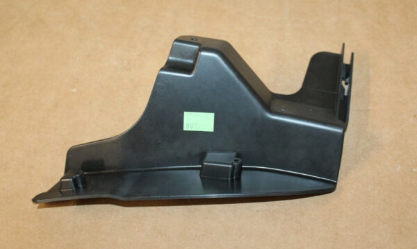 5K7807349 - NEW VOLKSWAGEN GOLF MK6 REAR LEFT BUMPER BRACKET 5K7807349
