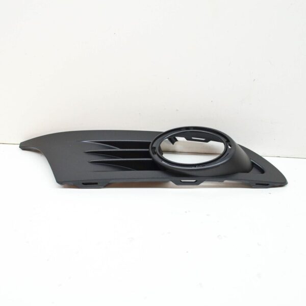 5M0853666K9B9 - Volkswagen Golf Plus New Genuine Fog Light Grill Front Right 5M0853666K9B9