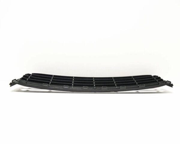 5M0853677D9B9 - NEW VOLKSWAGEN GOLF PLUS MK5 FRONT BUMPER CENTER GRILLE 5M0853677D9B9