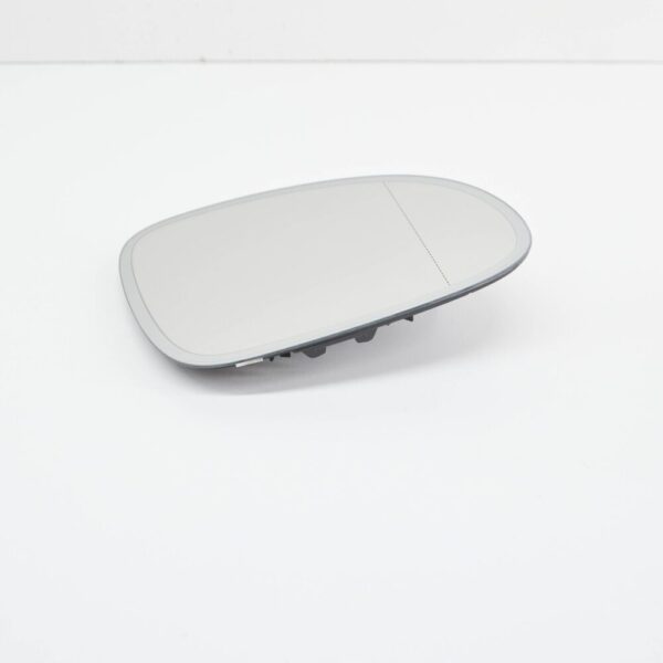 5M0857522J - NEW VW GOLF V 1K MK5 FRONT RIGHT DOOR MIRROR GLASS RHD 5M0857522J ORIGINAL