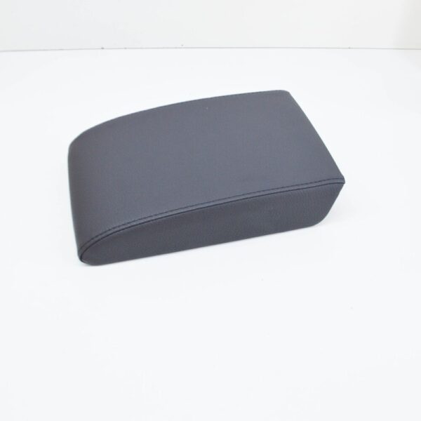 5M0864208B79X - NEW VOLKSWAGEN TIGUAN 5N MK1 ARMREST UPPER PART 5M0864208B79X ORIGINAL