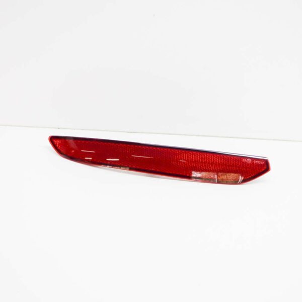 5M0945105C - NEW VOLKSCAR GOLF PLUS REAR BUMPER LEFT SIDE REFLECTOR 5M0945105C