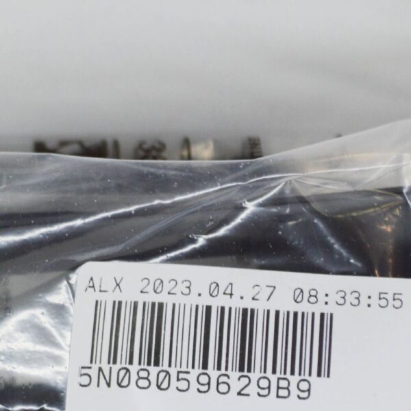 5N08059629B9 - Volkswagen Tiguan 5N Cooler Top Air Inlet Guide 5N08059629B9 NEW Original