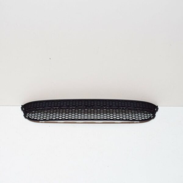 5N08536779B9 - NEW VOLKSWAGEN TIGUAN FRONT LOWER GRILL 5N08536779B9 2010