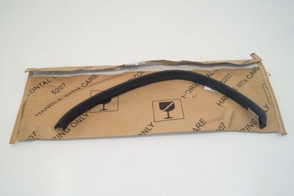 5N08538189B9 - New Volkswagen Tiguan Rear Right Overfender Arch 5N08538189B9