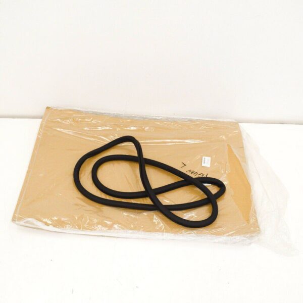5N0867911A9B9 - VOLKSWAGEN TIGUAN MK2 rubber seal front left door 5N0867911A9B9 2016 NEW