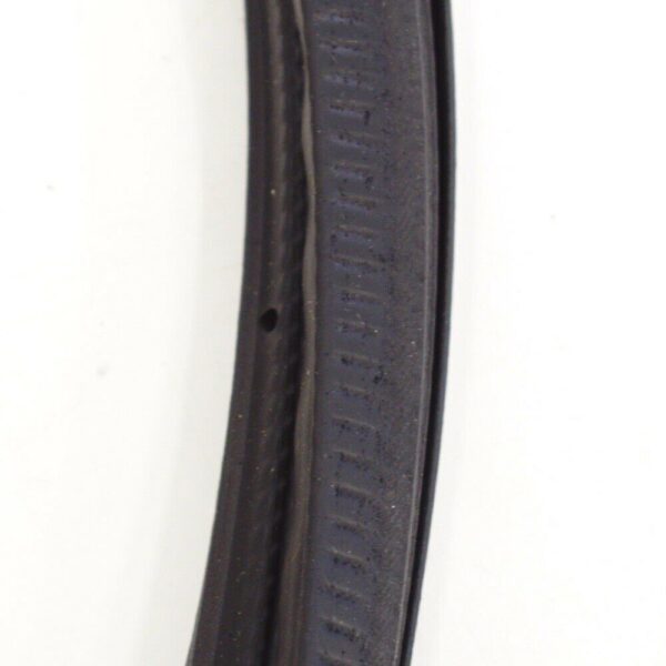 5N0867911A9B9 - VOLKSWAGEN TIGUAN MK2 rubber seal front left door 5N0867911A9B9 2016 NEW