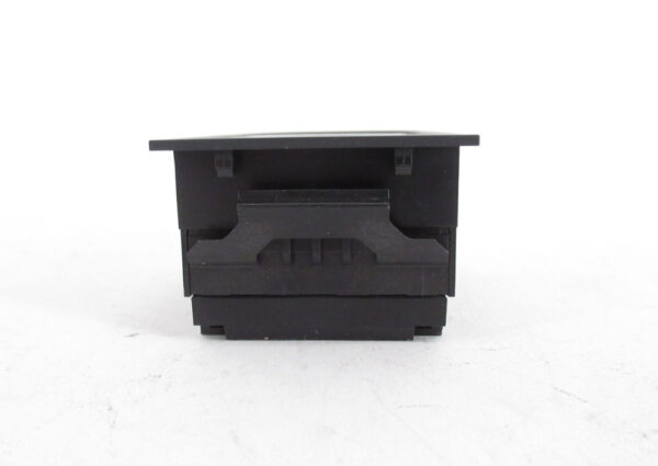 5N0927225C - NEW VW TIGUAN MK1 PARKING BRAKE RELEASE SWITCH 5N0927225CXSJ OEM
