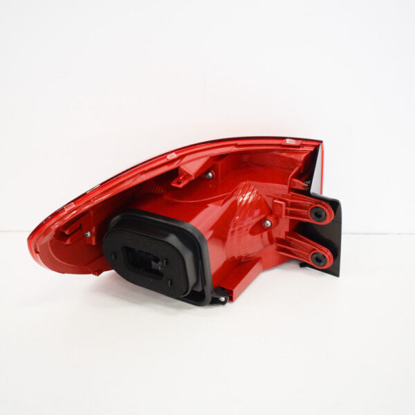 5N0945096Q - NEW VOLKSWAGEN TIGUAN 5N REAR RIGHT TAIL LIGHT  5N0945096Q