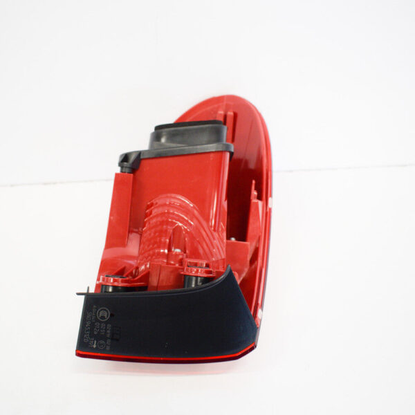 5N0945096Q - NEW VOLKSWAGEN TIGUAN 5N REAR RIGHT TAIL LIGHT  5N0945096Q