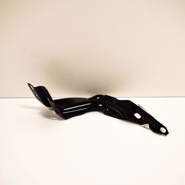 5NA821135C - NEW VOLKSWAGEN TIGUAN MK2 FRONT LEFT FENDER WING BRACKET 5NA821135C ORIGINAL