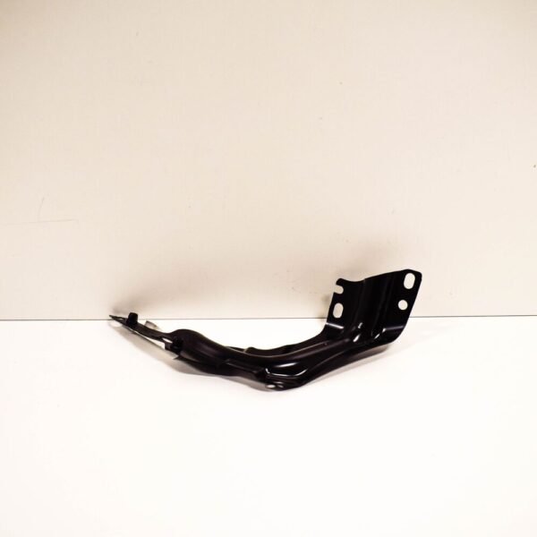 5NA821135C - NEW VOLKSWAGEN TIGUAN MK2 FRONT LEFT FENDER WING BRACKET 5NA821135C ORIGINAL