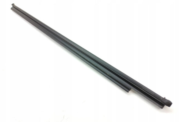 5NA8374795AP - NEW VW TIGUAN AD MK2 FRONT LEFT INNER WINDOW APERTURE SEAL 5NA8374795AP ORIGINAL