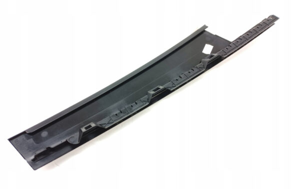 5NA837902C041 - NEW VW TIGUAN AD MK2 FRONT RIGHT DOOR WINDOW FRAME TRIM 5NA837902C041 ORIGINAL
