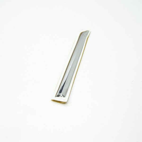 5NA853688D - VW TIGUAN AD MK2 Front Right Side Badge ""R-Line' 5NA853688D2ZZ NEW GENUINE