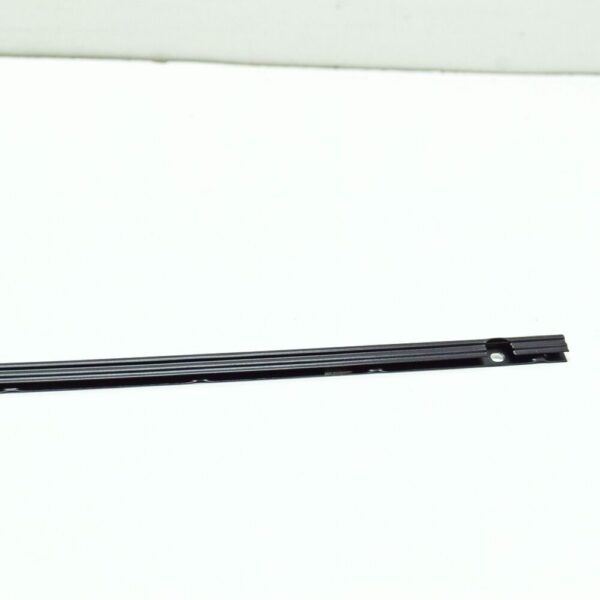 5NA854542 - NEW VOLKSWAGEN TIGUAN AD MK2 RIGHT WINDSHIELD RETAINING STRIP 5NA854542 ORIGINAL