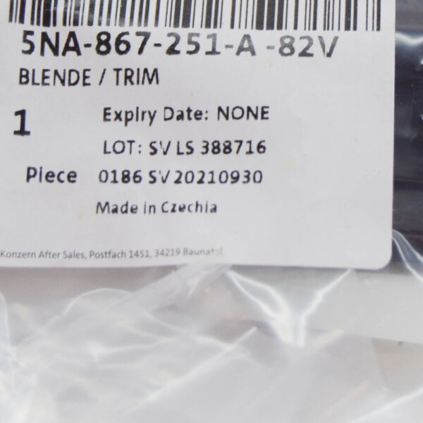 5NA867251A82V - VW Tiguan AD MK2 Rear Lid Interior Pull Handle Trim 5NA867251A82V NEW GENUINE