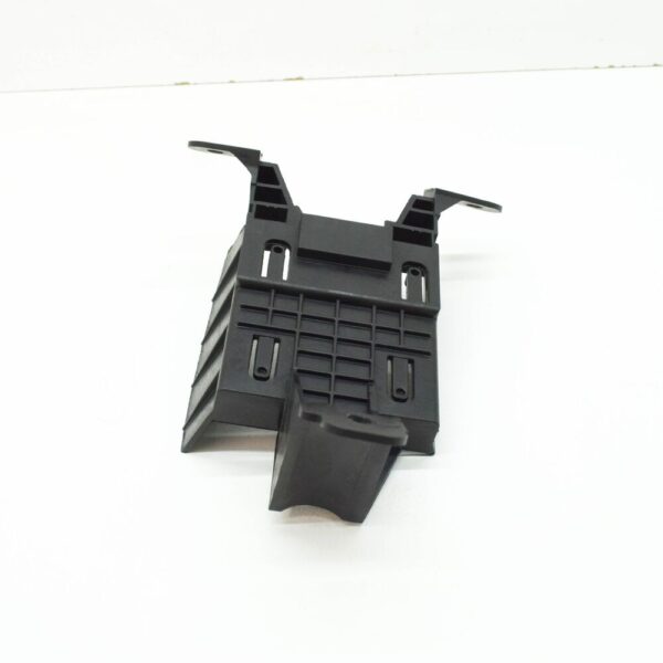 5NA907456A - NEW VW TIGUAN AD1 BLIND SPOT DETECTION WARNING SENSOR BRACKET 5NA907456A