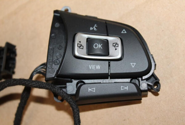5NA959442AICX - NEW VW TOURAN 5T STEERING WHEEL MULTIFUNCTION SWITCHES 5NA959442AICX ORIGINAL