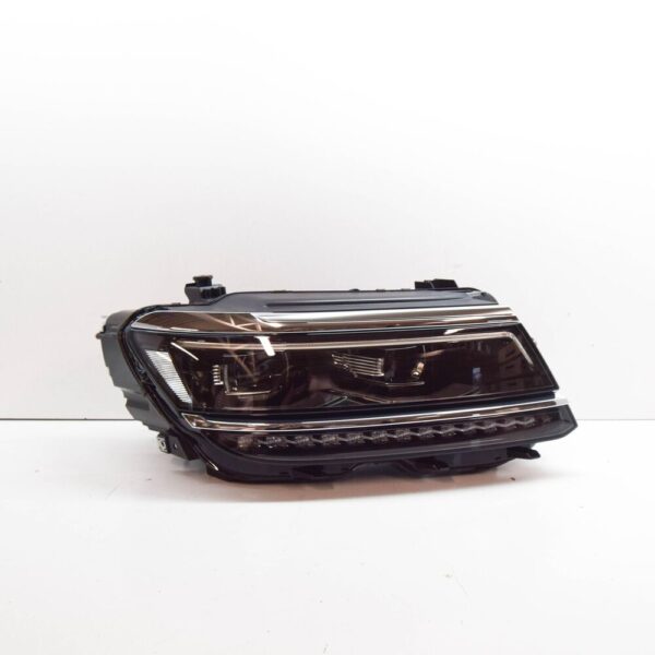 5NB941114D - VOLKSWAGEN TIGUAN 5N MK1 FRONT RIGHT LED HEADLIGHT LHD 5NB941114E NEW GENUINE