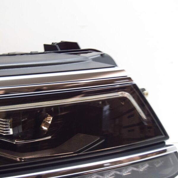 5NB941114D - VOLKSWAGEN TIGUAN 5N MK1 FRONT RIGHT LED HEADLIGHT LHD 5NB941114E NEW GENUINE