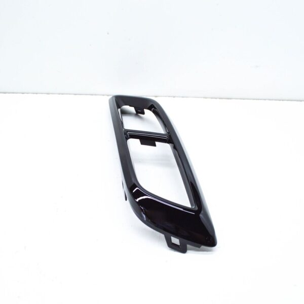5NN807833D041 - NEW VOLKSWAGEN TIGUAN AD1 REAR LEFT EXHAUST TAILPIPE TRIM 5NN807833D041