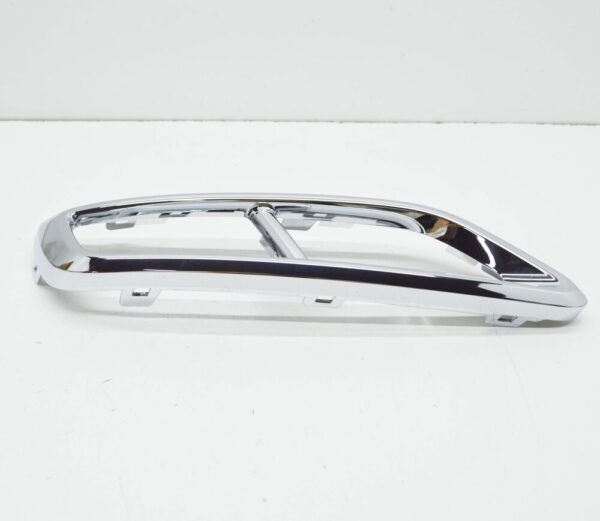 5NN807834C2ZZ - NEW VOLKSWAGEN TIGUAN AD RIGHT REAR EXHAUST TAILPIPE TRIM 5NN807834C2ZZ NW