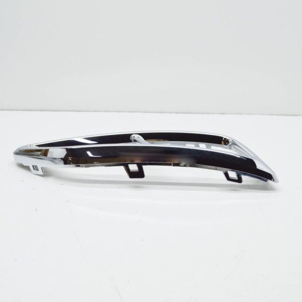 5NN807834C2ZZ - NEW VOLKSWAGEN TIGUAN AD RIGHT REAR EXHAUST TAILPIPE TRIM 5NN807834C2ZZ NW