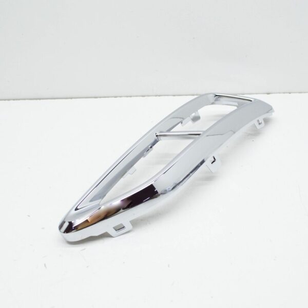 5NN807834C2ZZ - NEW VOLKSWAGEN TIGUAN AD RIGHT REAR EXHAUST TAILPIPE TRIM 5NN807834C2ZZ NW