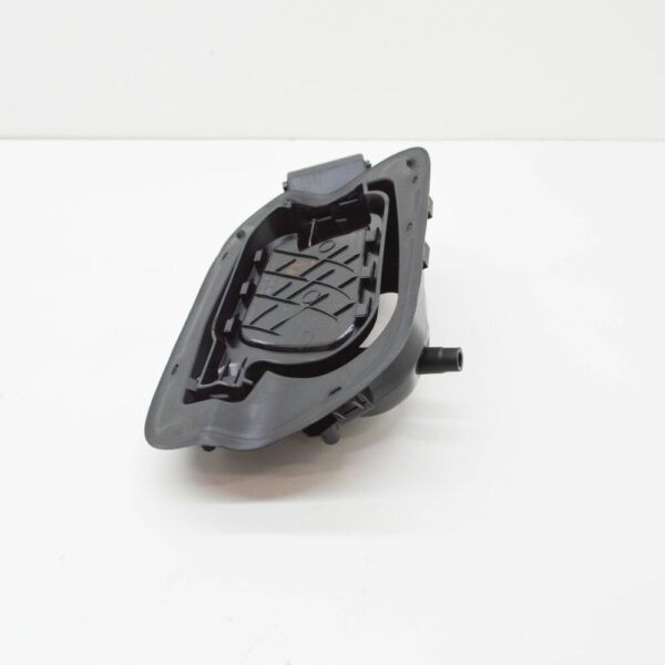 5NN809857B - NEW VOLKSWAGEN TIGUAN ALLSPACE MK2 FUEL TANK FLAP HOUSING 5NN809857B