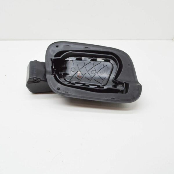 5NN809857B - NEW VOLKSWAGEN TIGUAN ALLSPACE MK2 FUEL TANK FLAP HOUSING 5NN809857B