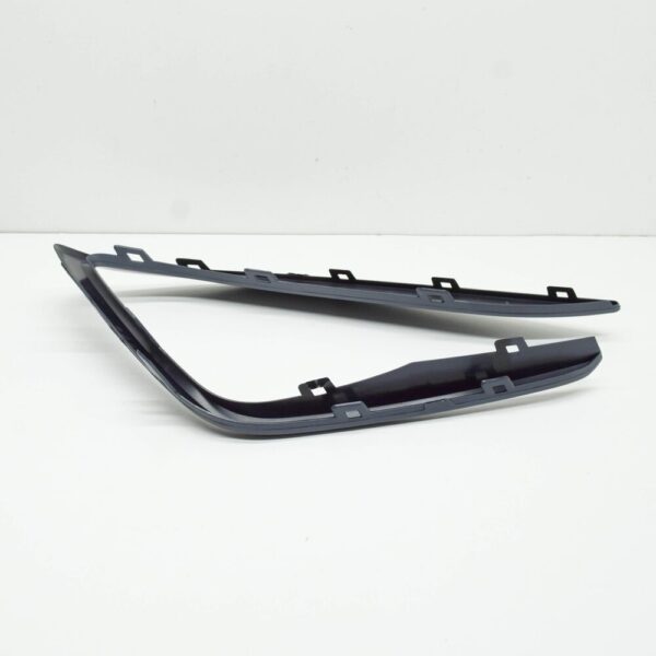 5NN853666FGRU - NEW VOLKSWAGEN TIGUAN AD FRONT RIGHT BUMPER GRILLE TRIM 5NN853666FGRU