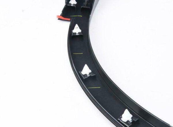 5NN854732A9B9 - NEW VW TIGUAN AD MK2 FRONT RIGHT WHEEL ARCH MOLDING 5NN854732A9B9