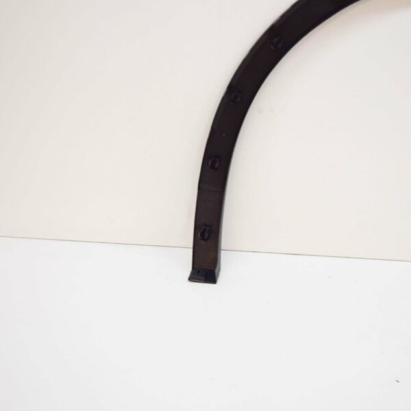 5NN854819A9B9 - OEM VOLKSWAGEN TIGUAN AD MK2 REAR LEFT WHEEL ARCH MOLDING 5NN854819A9B9 GENUINE