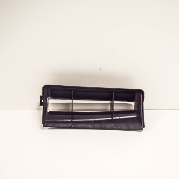 5P08059719B9 - NEW VOLKSWAGEN JETTA MK6 SATIN BLACK AIR GUIDE CHANNEL 5P08059719B9 ORIGINAL